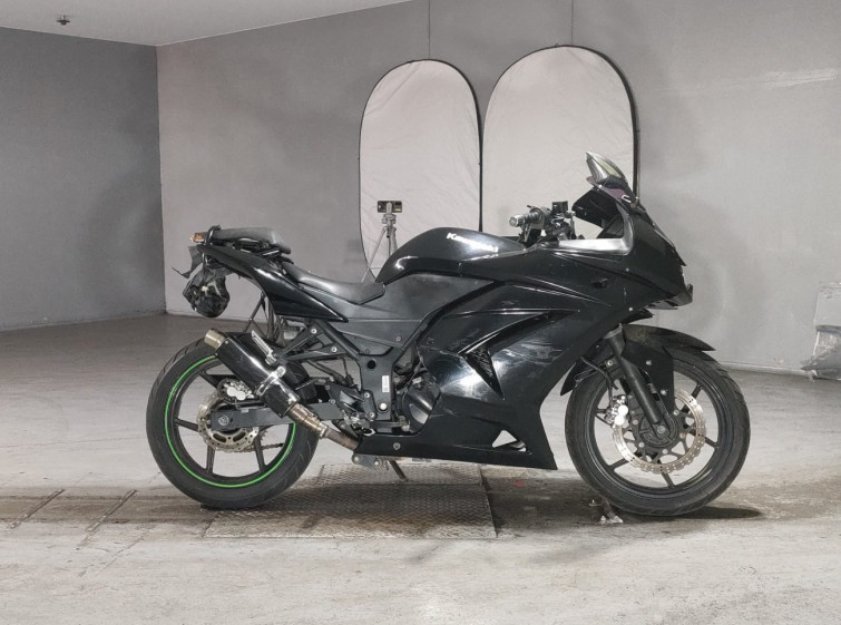 Мотоцикл Kawasaki NINJA250R с пробегом 45027 km