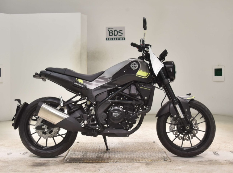 Мотоцикл Benelli LEONCINO 250 з пробігом 1 km