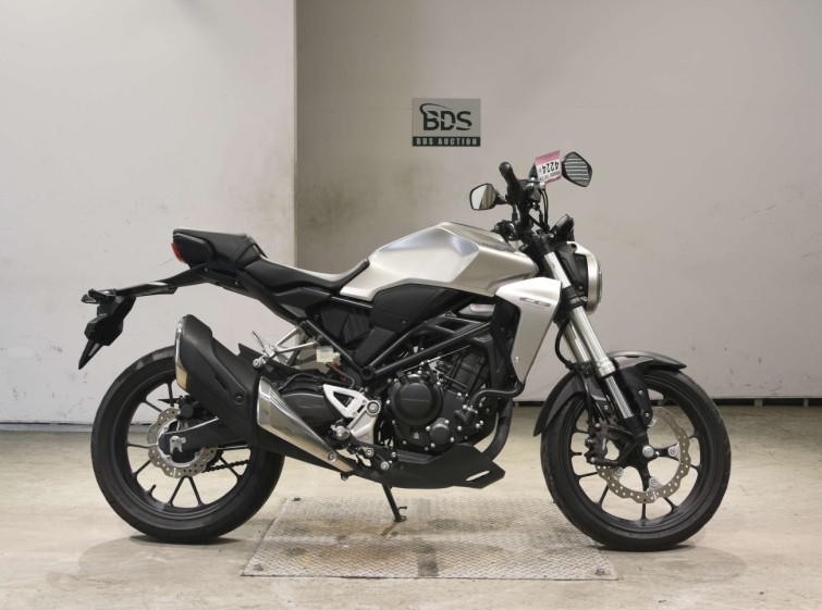 Мотоцикл Honda CB250R с пробегом 7661 km