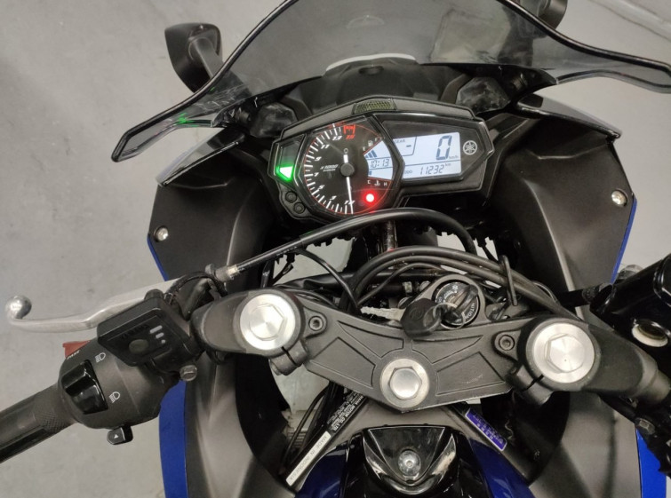 Мотоцикл Yamaha YZF-R25 с пробегом 11232 km с пробегом 11232 km