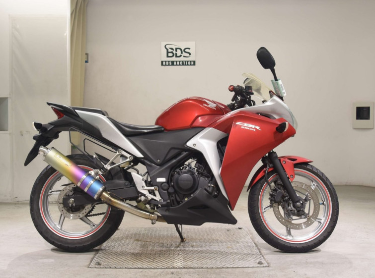 Мотоцикл Honda CBR250R з пробігом 40884 km