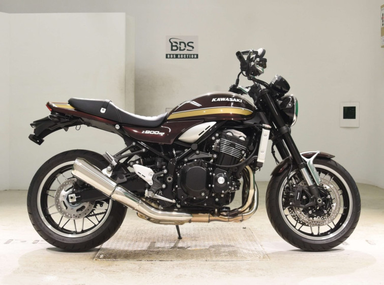 Мотоцикл Kawasaki Z900RS с пробегом 105 km