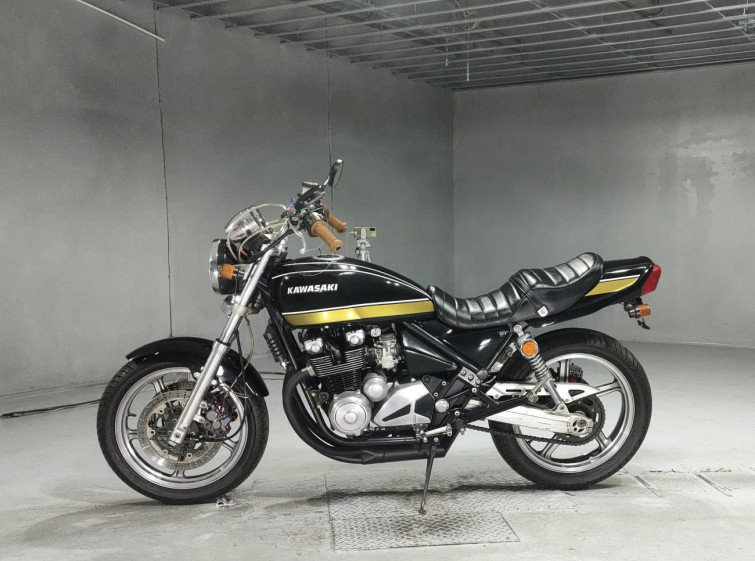 Мотоцикл Kawasaki ZEPHYR400 с пробегом 25829 km с пробегом 25829 km