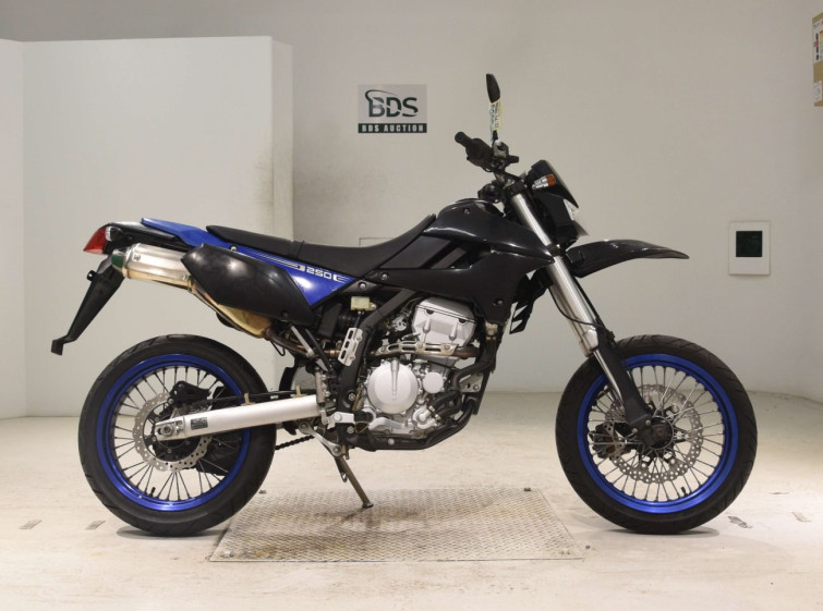 Мотоцикл Kawasaki D-TRACKER250X с пробегом 1838 km