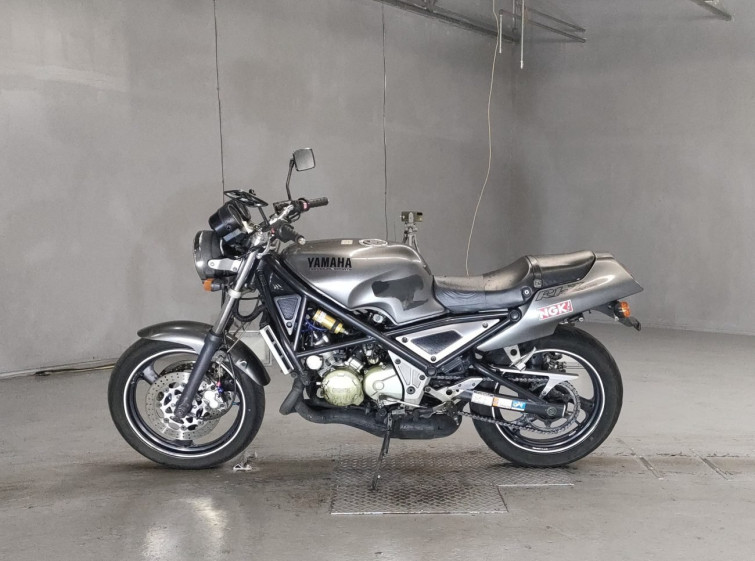 Мотоцикл Yamaha R1-Z з пробігом 89324 km з пробігом 89324 km