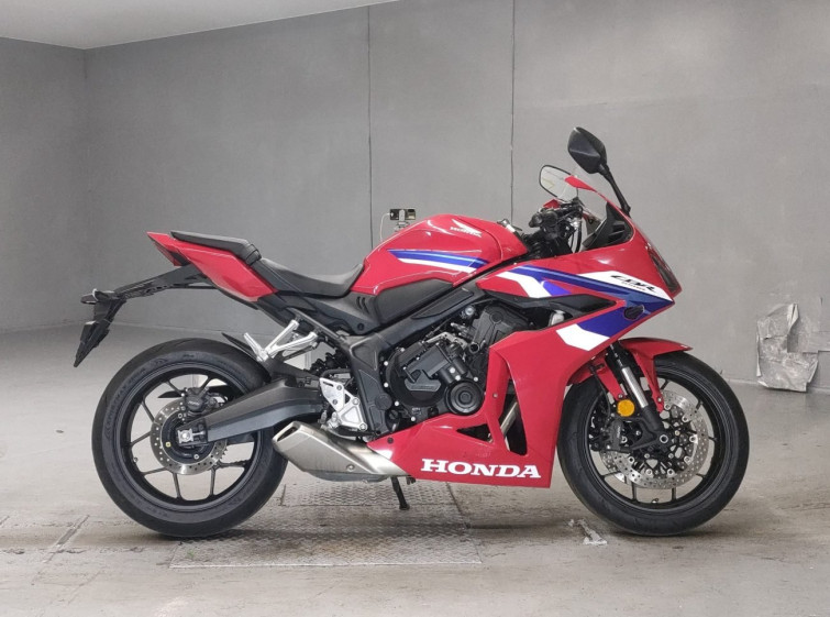 Мотоцикл Honda CBR650F с пробегом 9552 km с пробегом 9552 km