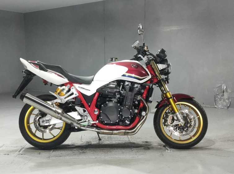 Мотоцикл Honda CB1300SF с пробегом 163 km с пробегом 163 km