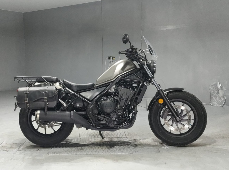 Мотоцикл Honda REBEL CMX500 з пробігом 9789 km з пробігом 9789 km