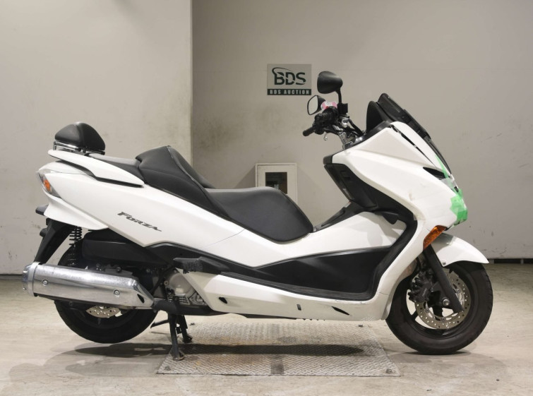 Мотоцикл Honda FORZA Z з пробігом 3418 km