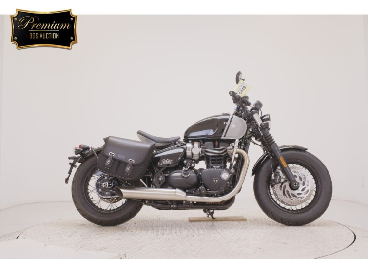 Мотоцикл Triumph BONNEVILLE BOBBER з пробігом 2500 km