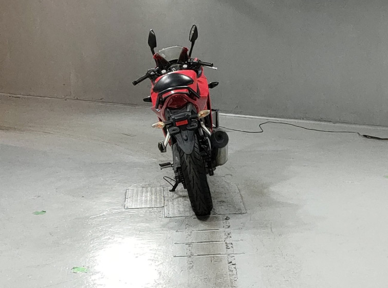 Мотоцикл Honda CBR250R з пробігом 17550 km з пробігом 17550 km