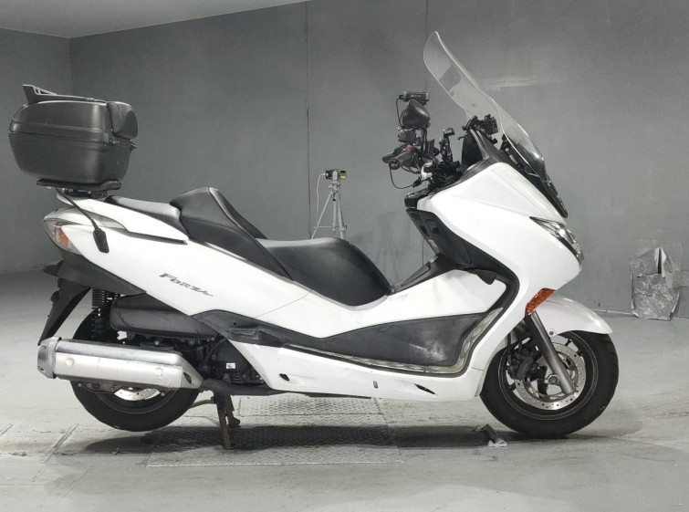 Мотоцикл Honda FORZA X с пробегом 39220 km с пробегом 39220 km