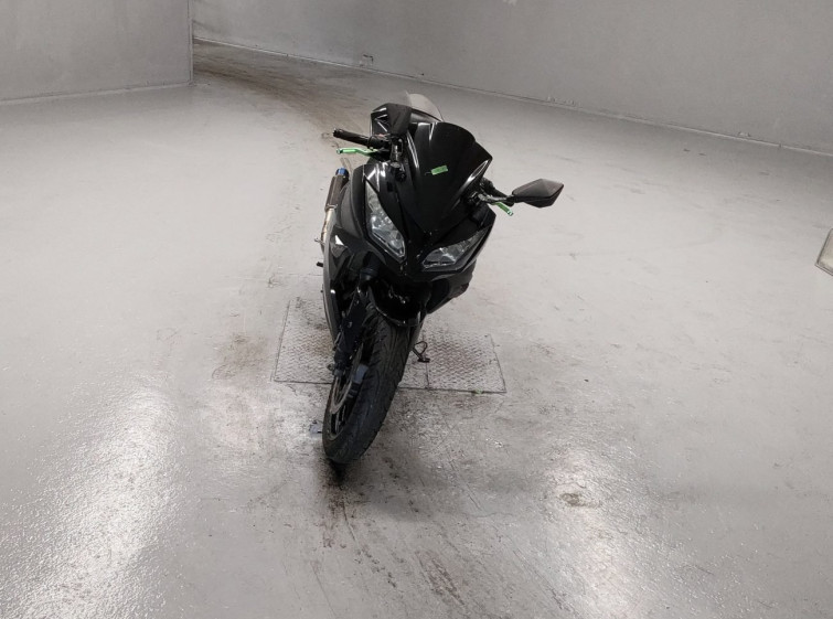 Мотоцикл Kawasaki NINJA250 з пробігом 27613 km з пробігом 27613 km