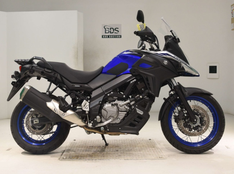 Мотоцикл Suzuki V-STROM DL650XTA з пробігом 4933 km