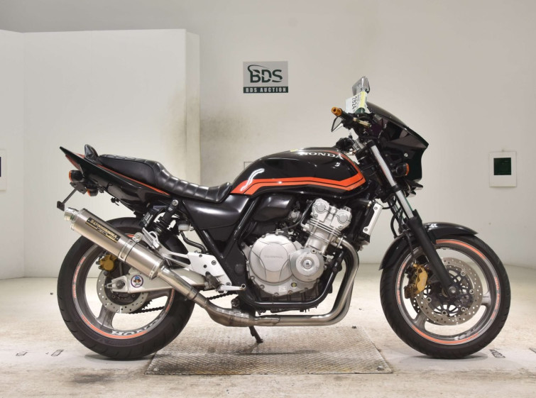 Мотоцикл Honda CB400SFV з пробігом 34724 km