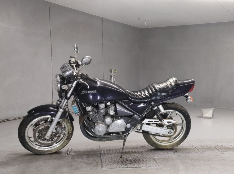 Мотоцикл Kawasaki ZEPHYR400 с пробегом 21298 km с пробегом 21298 km