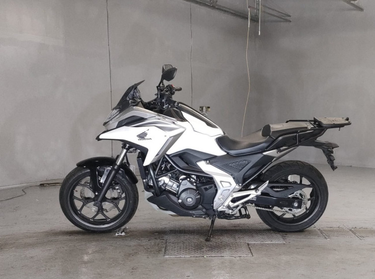 Мотоцикл Honda NC750X с пробегом 6936 km с пробегом 6936 km