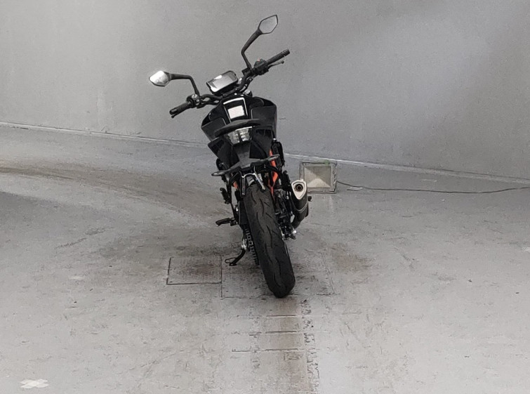 Мотоцикл KTM 390 DUKE с пробегом 1 km с пробегом 1 km