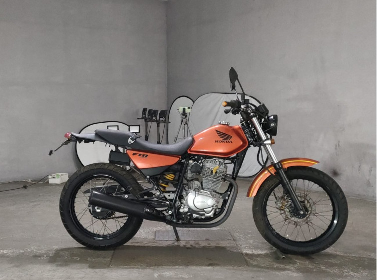 Мотоцикл Honda FTR223 з пробігом 17939 km