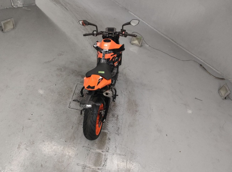 Мотоцикл KTM 890 DUKE GP с пробегом 1 km с пробегом 1 km