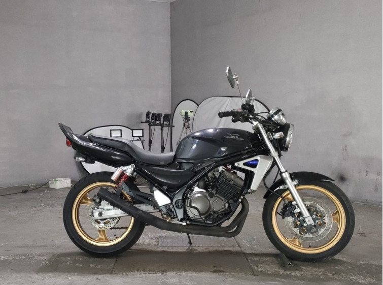 Мотоцикл Kawasaki CB1300SF BOLDOR с пробегом 89925 km