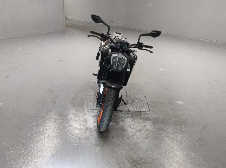 Мотоцикл KTM 890 DUKE GP з пробігом 1 km з пробігом 1 km