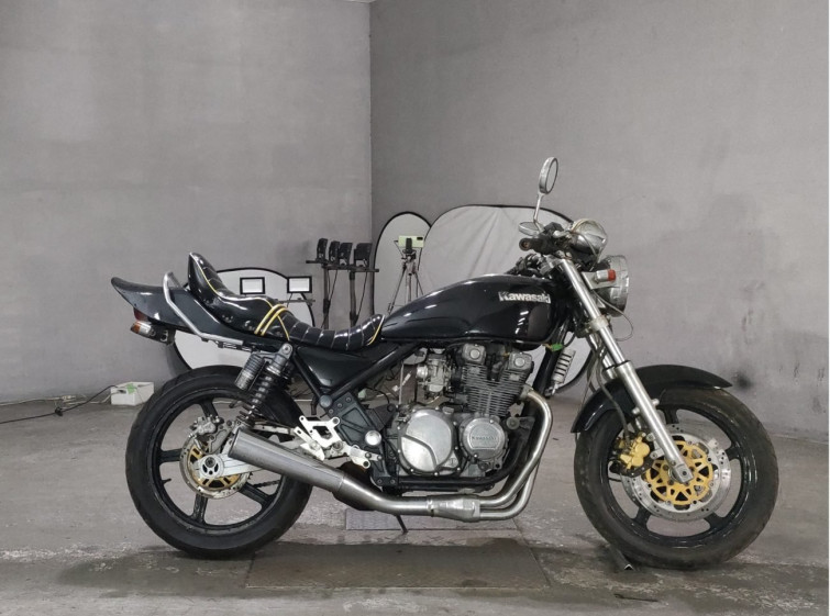 Мотоцикл Kawasaki ZEFAR 400 с пробегом 5503 km