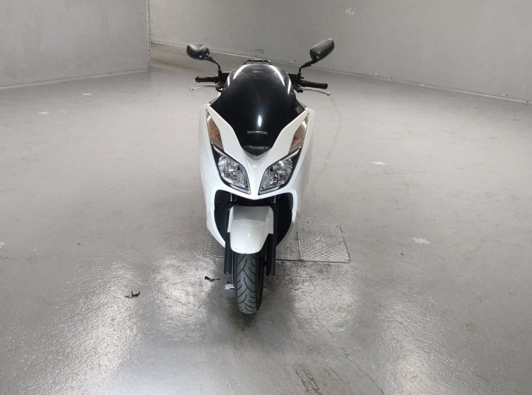 Мотоцикл Honda FORZA SI с пробегом 19784 km с пробегом 19784 km