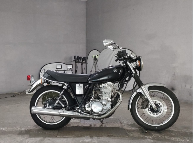 Мотоцикл Yamaha SR400 с пробегом 14796 km