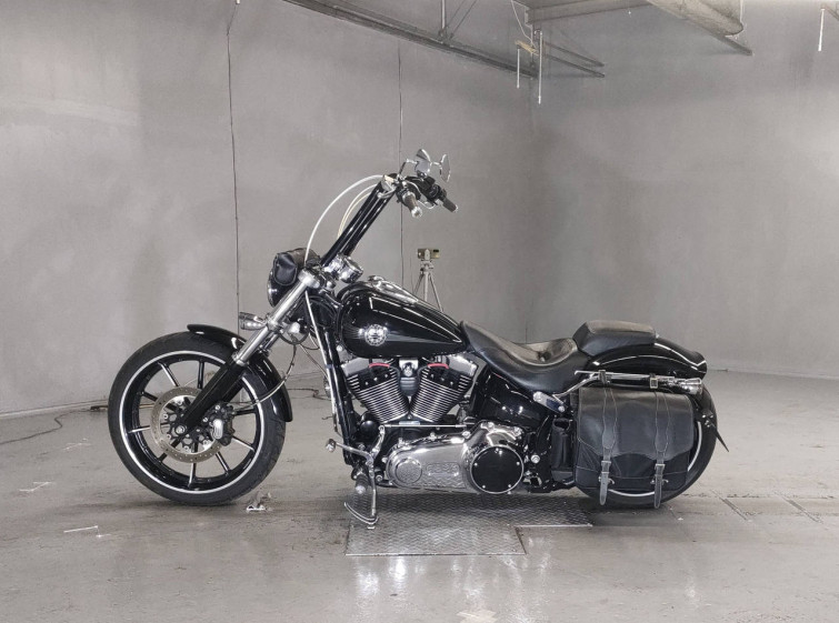 Мотоцикл HD BREAKOUT FXSB1580 с пробегом 19047 km с пробегом 19047 km