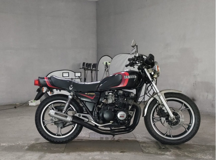 Мотоцикл Yamaha XJ400D з пробігом 21582 km