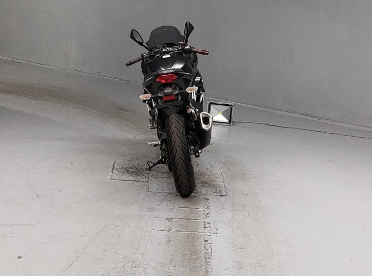 Мотоцикл Kawasaki NINJA250 с пробегом 7812 km с пробегом 7812 km