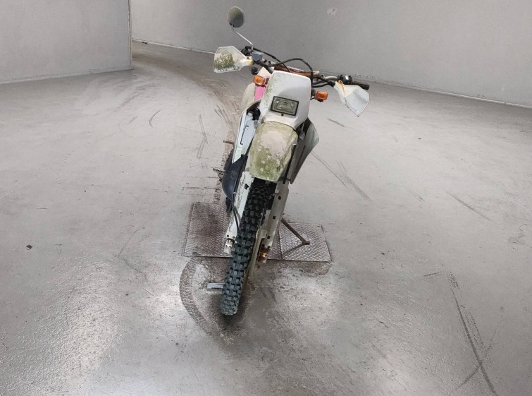 Мотоцикл Yamaha DT200WR с пробегом 2150 km с пробегом 2150 km