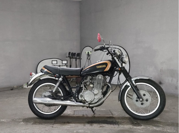 Мотоцикл Yamaha SR400 с пробегом 14273 km