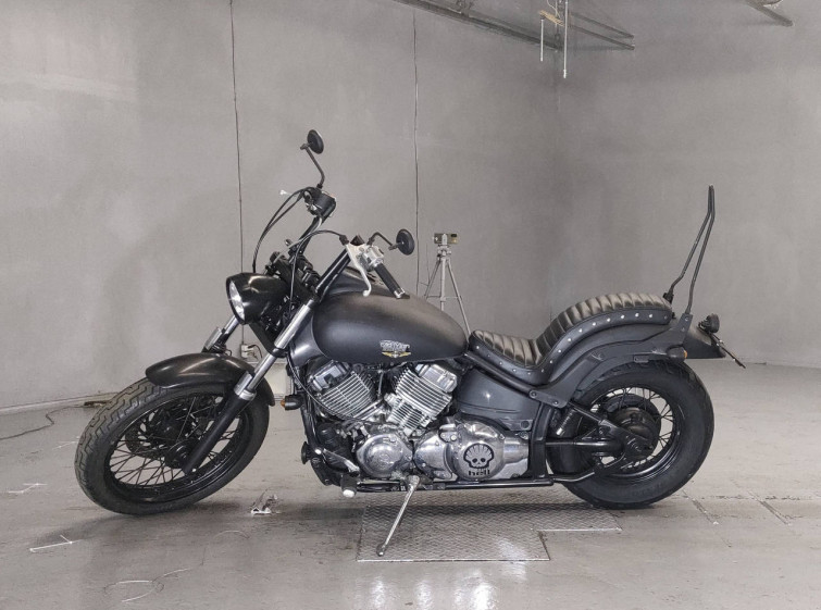 Мотоцикл Yamaha DRAGSTAR XVS400 з пробігом 25699 km з пробігом 25699 km
