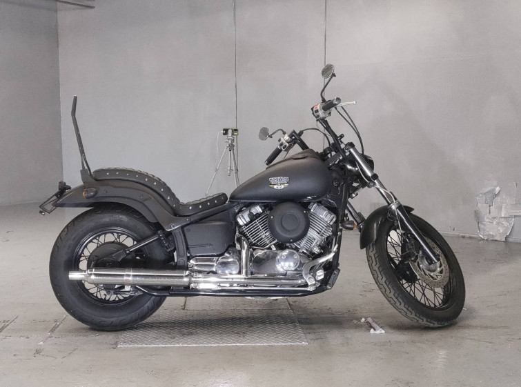 Мотоцикл Yamaha DRAGSTAR XVS400 з пробігом 25699 km з пробігом 25699 km