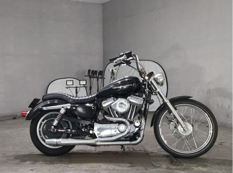 Мотоцикл HD SPORTSTER CUSTOM XL1200C с пробегом 752 km