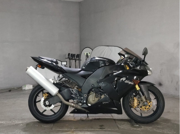 Мотоцикл Kawasaki NINJA ZX-10R з пробігом 45415 km