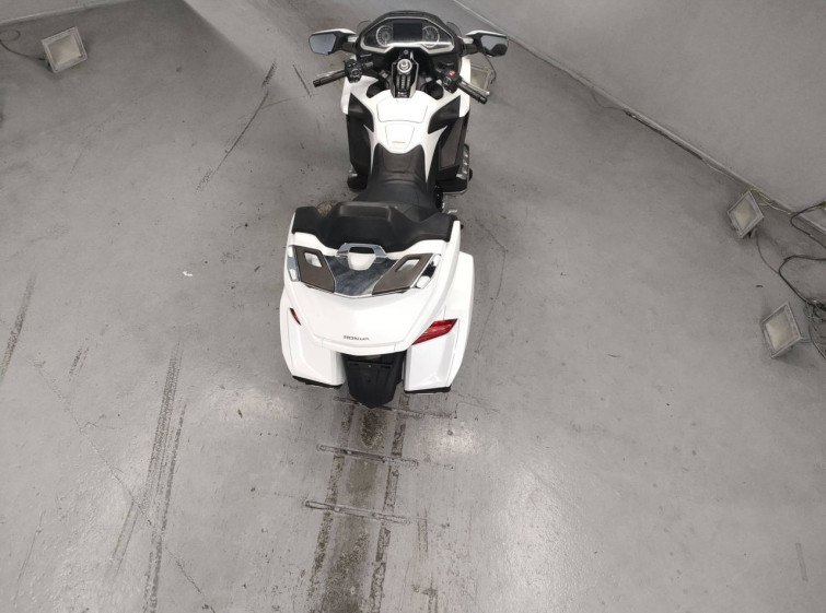 Мотоцикл Honda GL1800 TOUR с пробегом 37900 km с пробегом 37900 km