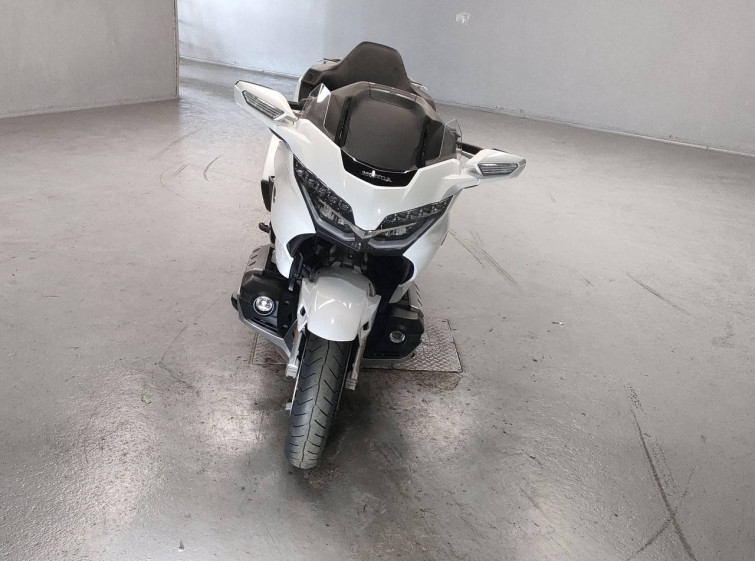 Мотоцикл Honda GL1800 TOUR с пробегом 37900 km с пробегом 37900 km