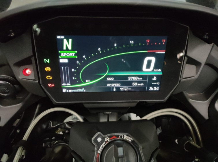 Мотоцикл Kawasaki NINJA H2 SX с пробегом 3768 km с пробегом 3768 km