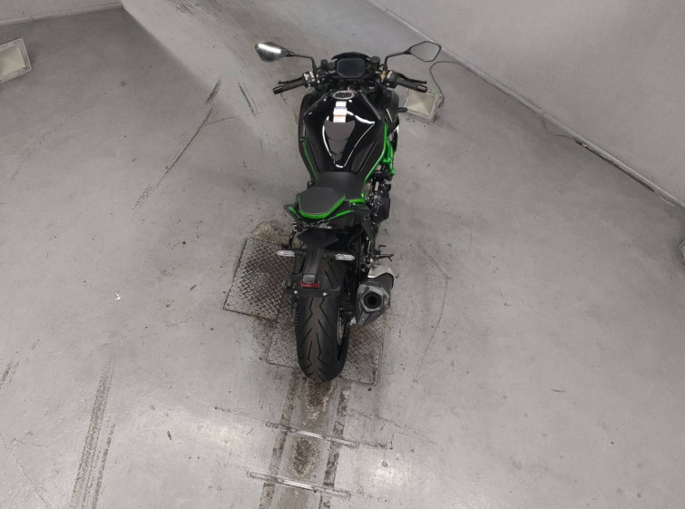 Мотоцикл Kawasaki Z H2 SE с пробегом 1800 km с пробегом 1800 km
