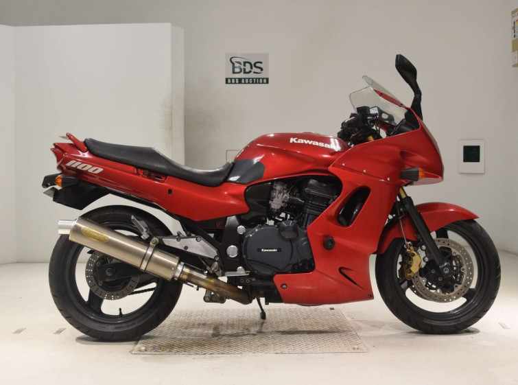 Мотоцикл Kawasaki GPZ1100 с пробегом 33811 km