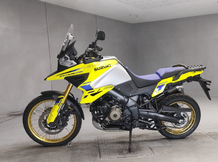 Мотоцикл Suzuki V-STROM DL1050XT з пробігом 3073 km з пробігом 3073 km