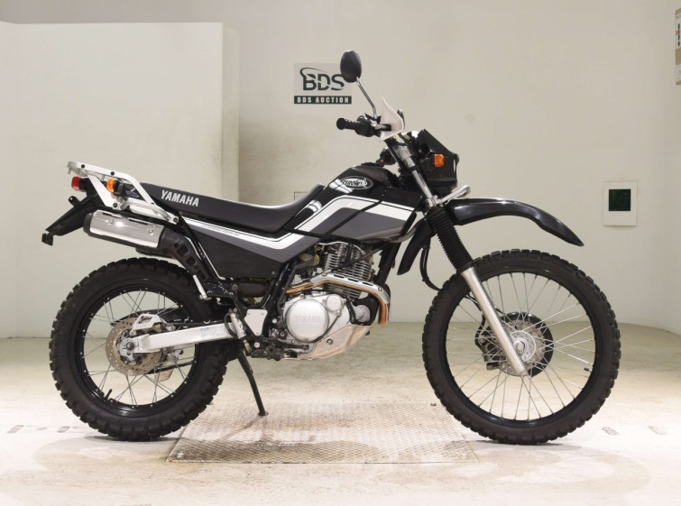 Мотоцикл Yamaha SEROW XT225 с пробегом 5722 km