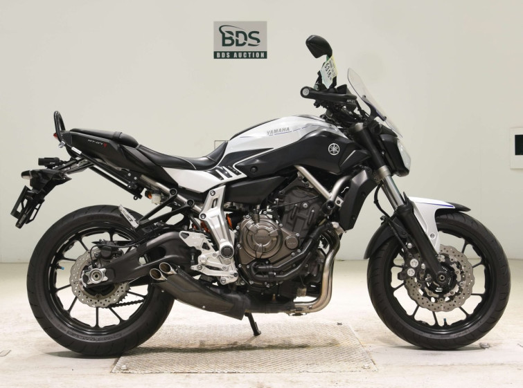Мотоцикл Yamaha MT-07 с пробегом 23546 km