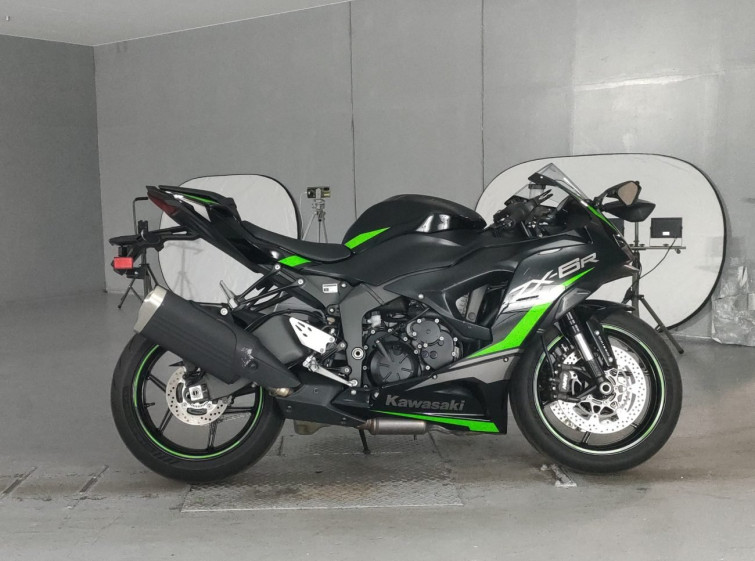 Мотоцикл Kawasaki ZX-6R с пробегом 1790 km с пробегом 1790 km