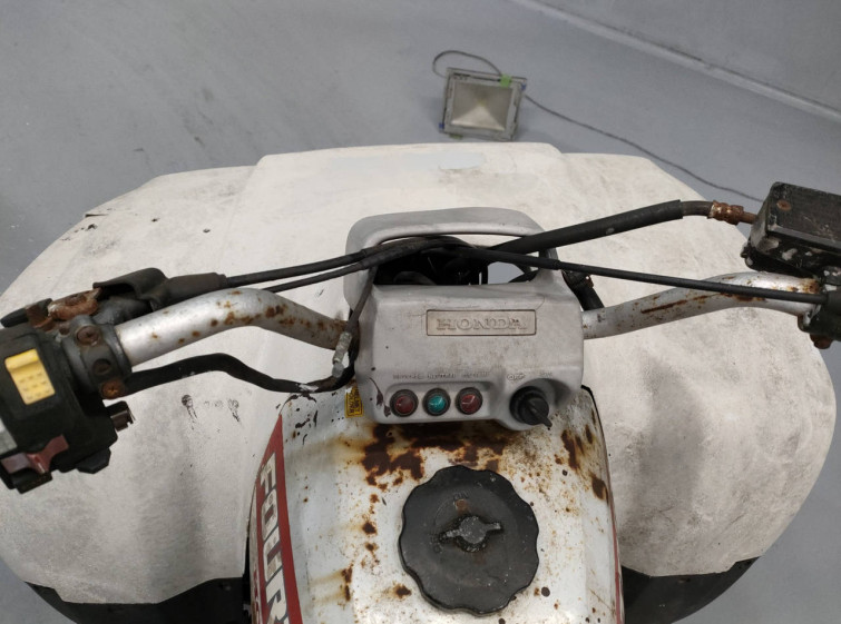 Мотоцикл Honda TRX300FW