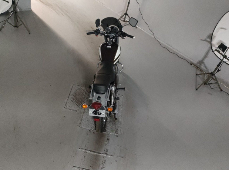 Мотоцикл Kawasaki ESTRELLA з пробігом 3750 km з пробігом 3750 km
