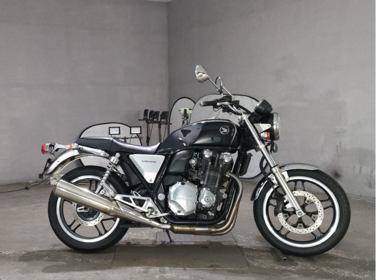 Мотоцикл Honda CB1100 з пробігом 7466 km